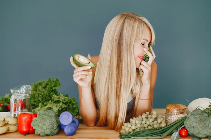 Conheça os 10 Alimentos que Ajudam no Crescimento dos Cabelos